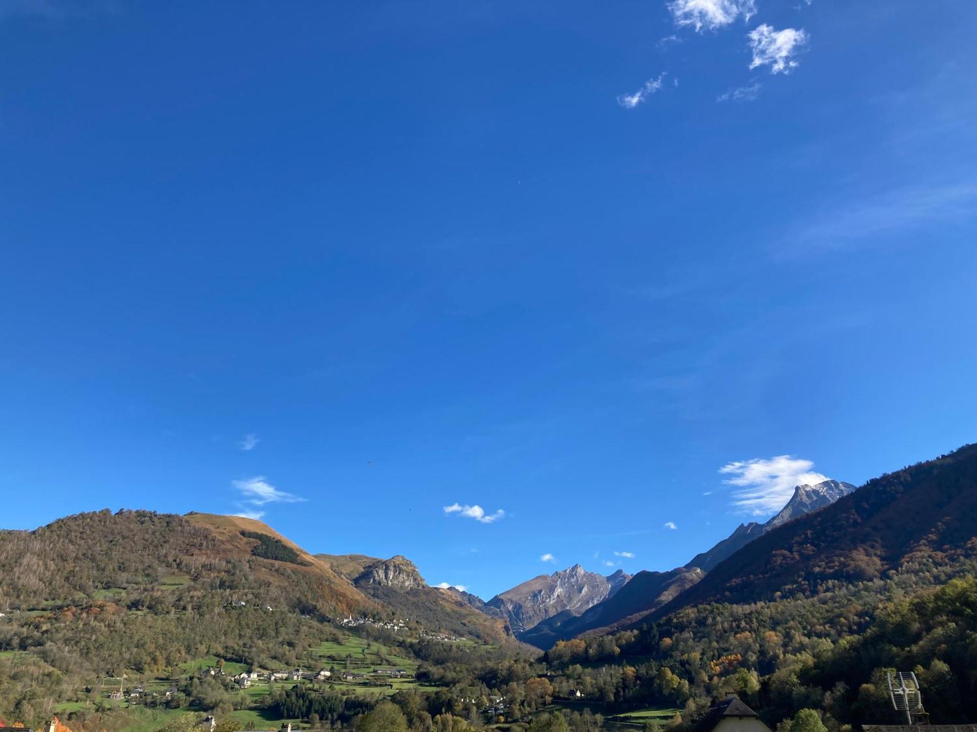 Gite Le Pic Du Ger Laruns Exterior photo